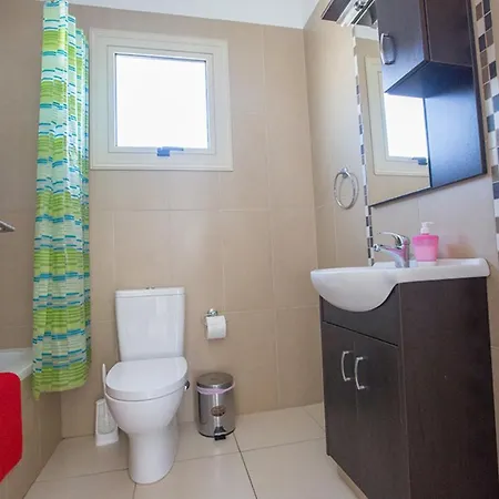 Villa You Will Love This Luxury 3 Bedroom Holiday In With Private Pool 1289 Paralimni