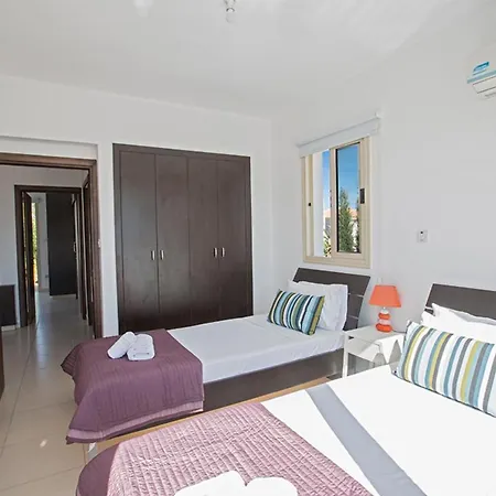 You Will Love This Luxury 3 Bedroom Holiday In With Private Pool 1289 Villa Paralimni